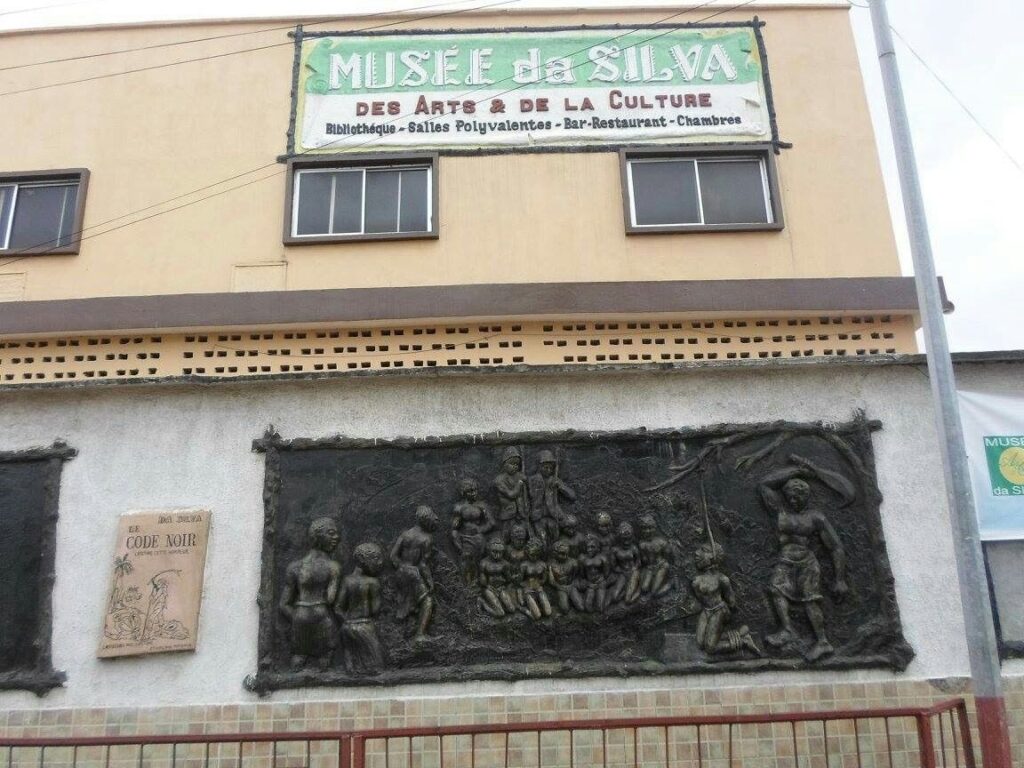 Devanture du musée Da Silva de Porto-Novo