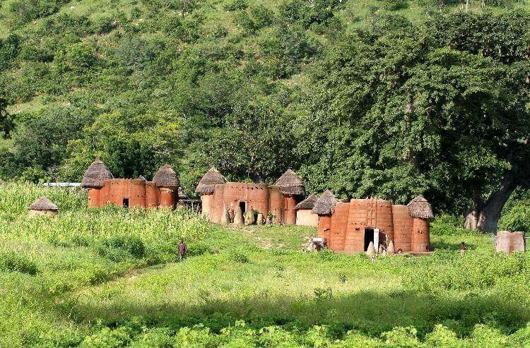 Un ensemble de maisons tata somba au nord Bénin